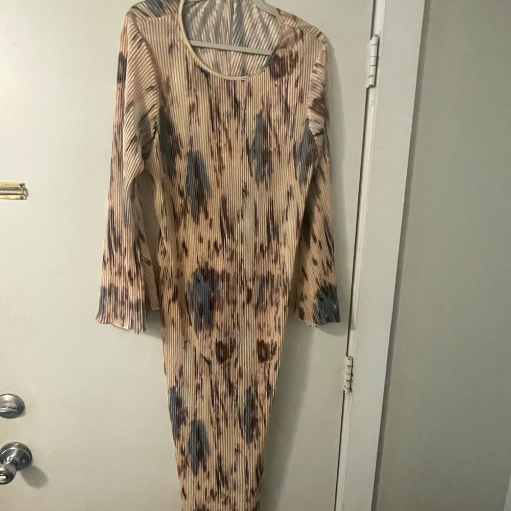 Elegant Multicolor Patterned Dress
